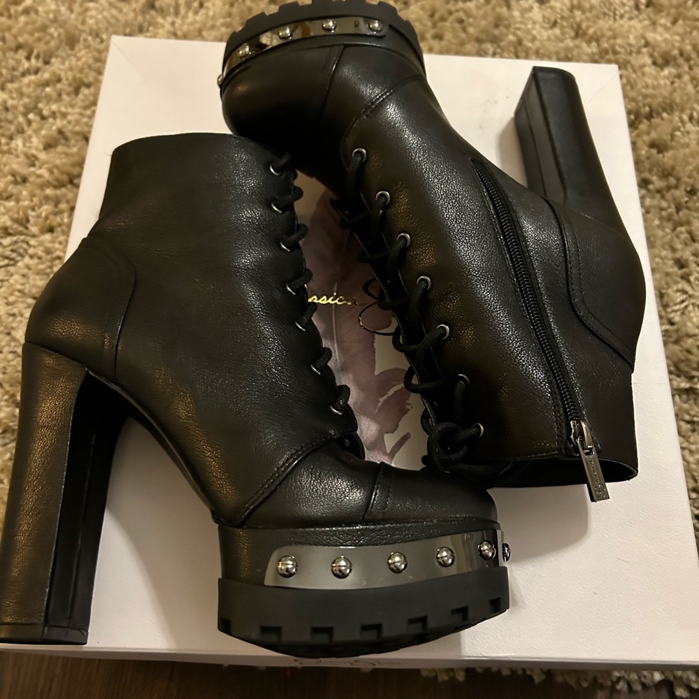 Jessica Simpson-Irella Boots- 7.5